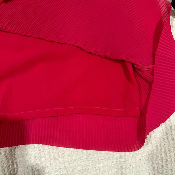 New NWT J.McLaughlin Aisha Dress in pink size XS pleated midi dress Carmine Rose - Picture 8 of 9
